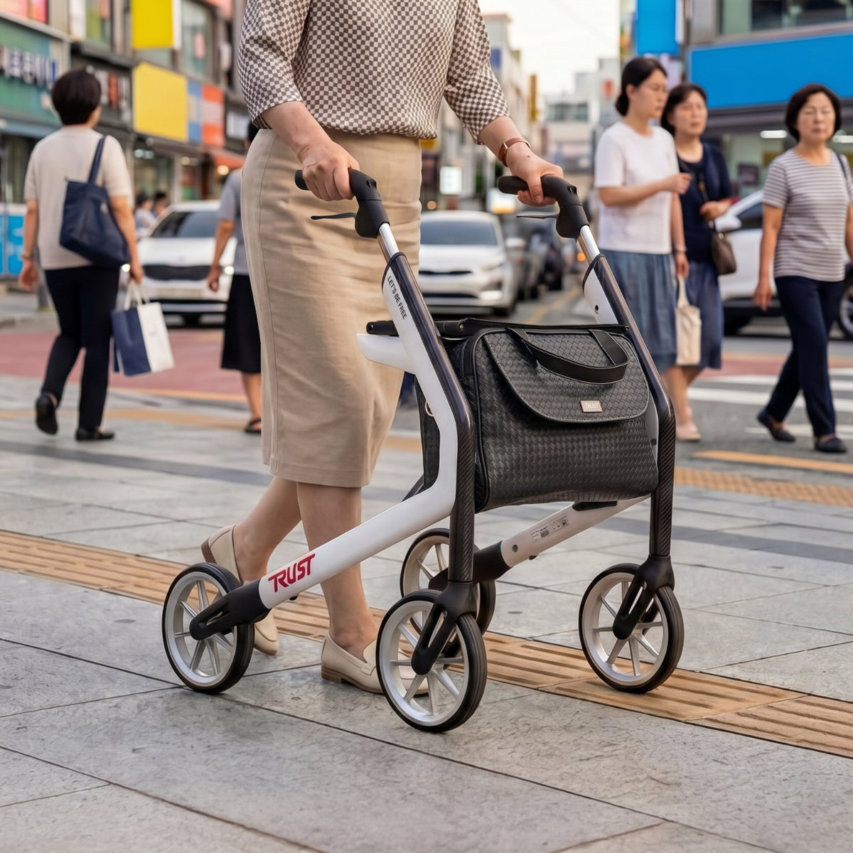Flechtetasche für TrustCare Let's Be Free Rollator