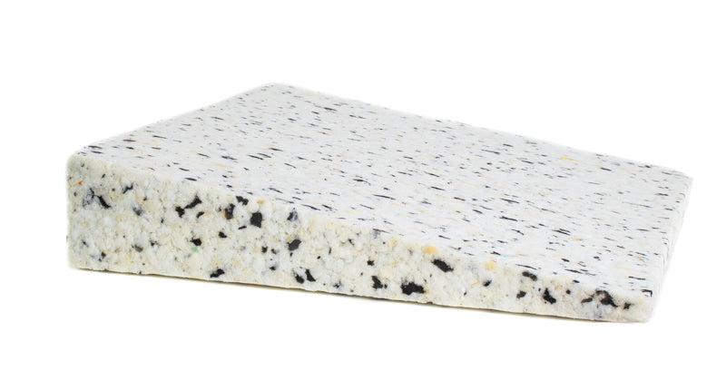 Keilkissen mit schwarzem Bezug