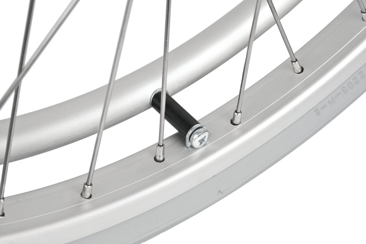 Komplettes Hinterrad mit Reifen und Antriebsring (24")