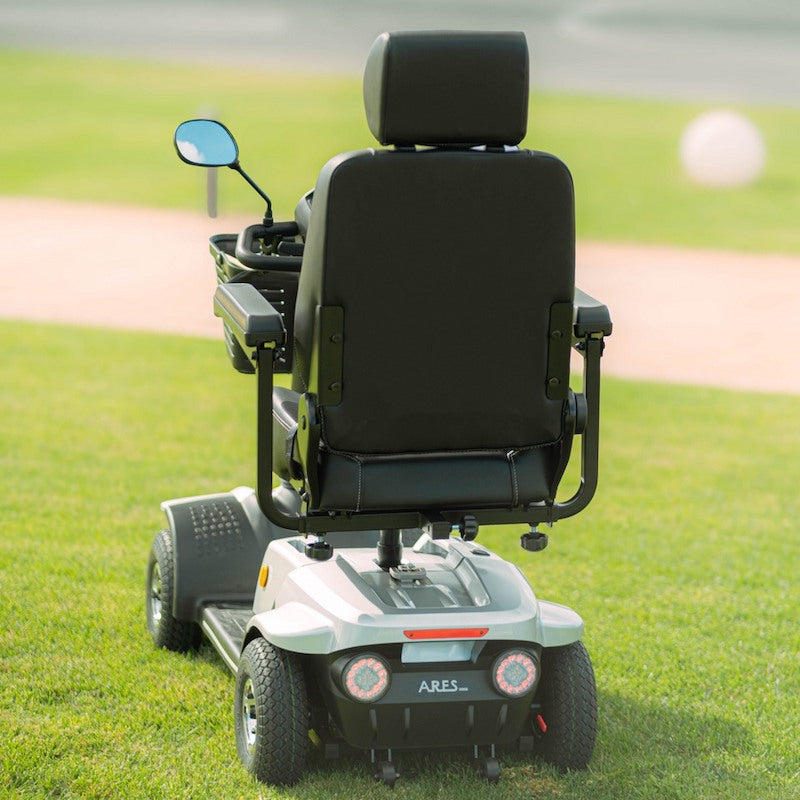 Komfortables Elektromobil, Mobiak ARES