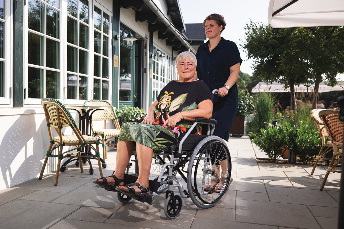 Rollstuhl BeloCare EasyGo24