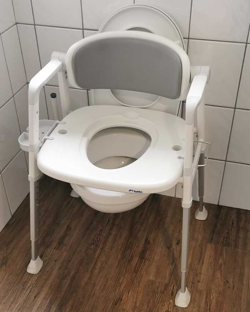 Toilettenstuhl mit Toiletteneimer – weiß mit grauem PU-Sitz und Rücken