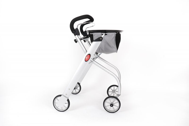 TrustCare 'Let's Go' Indoor-Rollator mit Tablett und Stoffkorb.